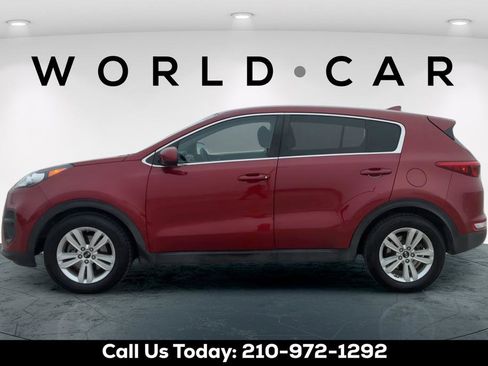 Used 2017 Kia Sportage LX image 6