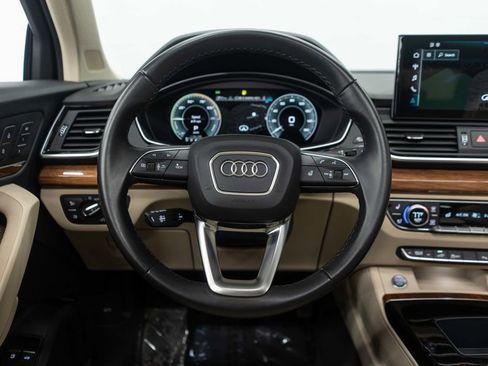 Used 2023 Audi Q5 e Premium Plus w/ Premium Plus Package AWD/4WD image 19