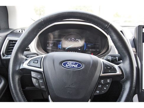 Used 2024 Ford Edge SEL AWD/4WD image 17