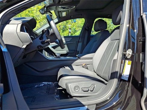 Used 2024 Audi A6 Premium Plus image 13