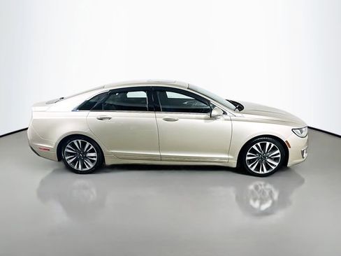 Used 2017 Lincoln MKZ Reserve image 5