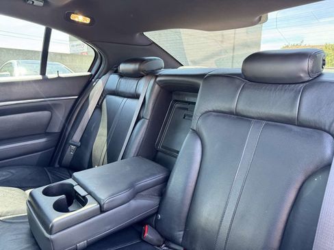 Used 2015 Lincoln MKS FWD image 30