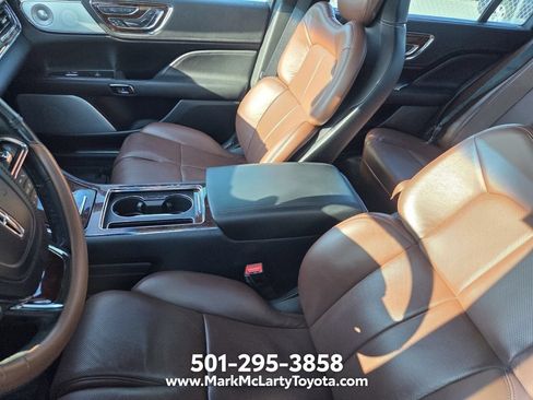 Used 2019 Lincoln Continental Reserve w/ Rear Seat Package FWD image 7