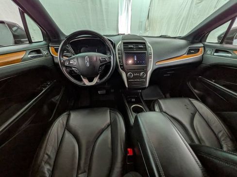 Used 2019 Lincoln MKC Select w/ Select Plus Package FWD image 12