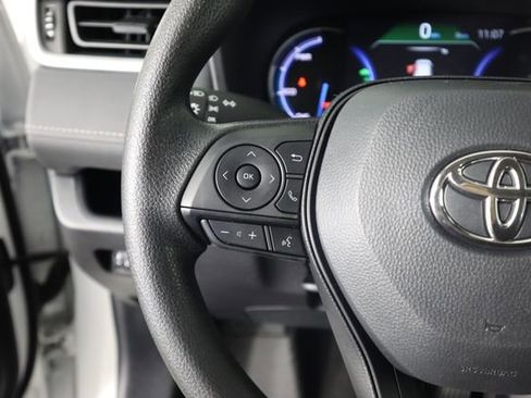 Used 2025 Toyota RAV4 LE image 37