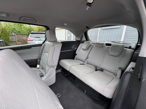Used 2019 Honda Odyssey EX-L image 15