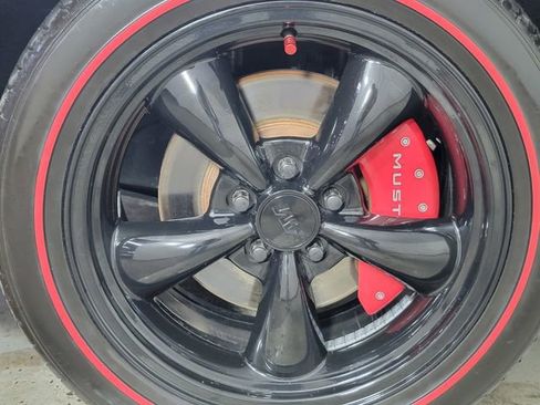 Used 2012 Ford Mustang Premium RWD image 10