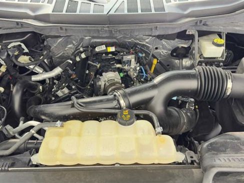 Used 2022 Ford F150 Lariat w/ Equipment Group 502A High image 36