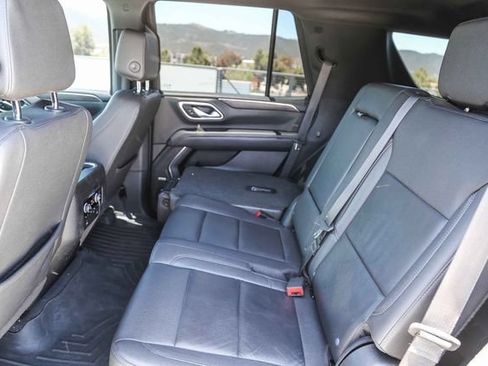 Used 2023 Chevrolet Tahoe Z71 w/ Luxury Package AWD/4WD image 14