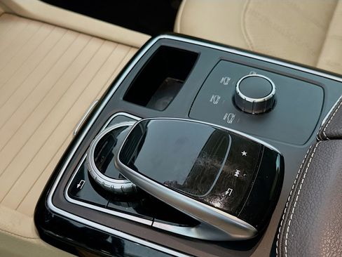 Used 2017 Mercedes-Benz GLE 350 image 25