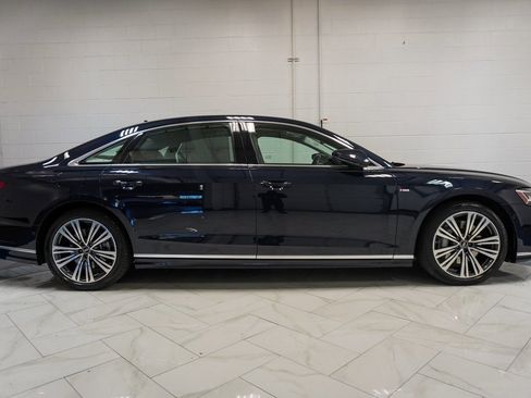 Used 2022 Audi A8 L 3.0T w/ Luxury Package image 9