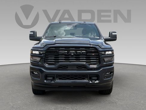 New 2026 RAM 2500 Big Horn AWD/4WD image 19