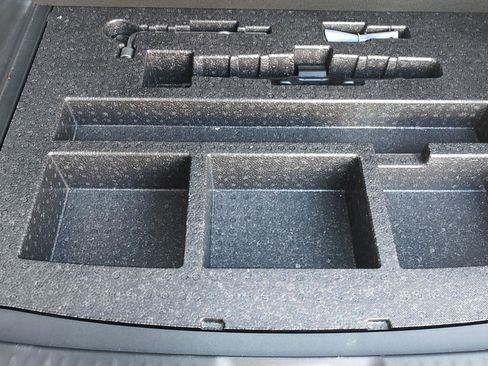 Used 2023 Honda HR-V LX image 22