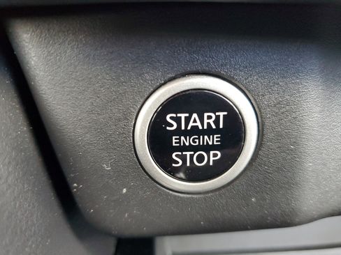 Certified 2023 Nissan Rogue S image 22