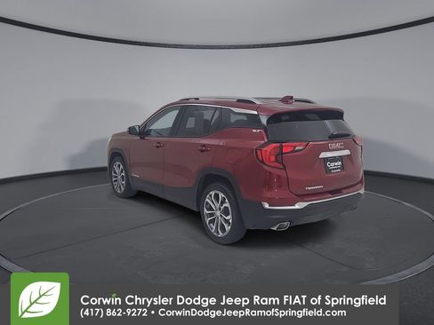 Used 2020 GMC Terrain SLT w/ Preferred Package image 11