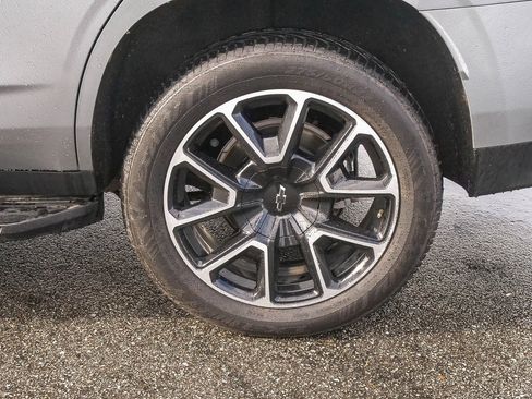 Used 2023 Chevrolet Tahoe RST w/ Luxury Package image 6