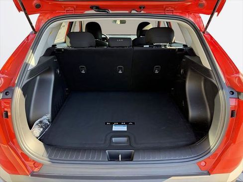 New 2026 Hyundai Kona SE image 10