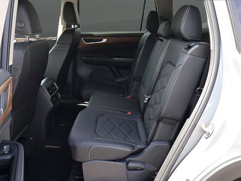 Certified 2026 Volkswagen Atlas SE AWD/4WD image 14
