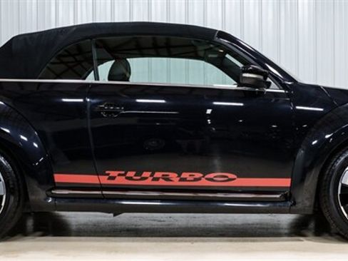 Used 2013 Volkswagen Beetle 2.0T FWD image 25