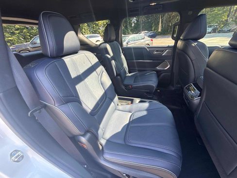 Used 2026 INFINITI QX80 4WD w/ Sport Exterior Package image 29