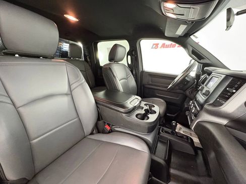 Used 2024 RAM 3500 Tradesman w/ Chrome Appearance Group AWD/4WD image 36