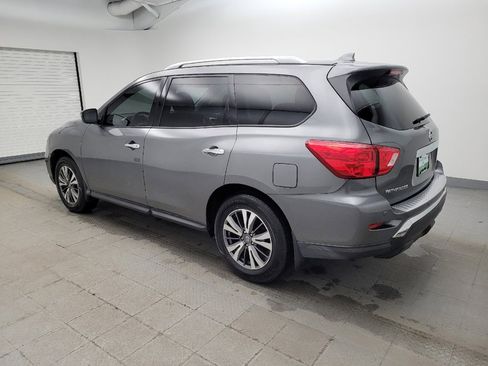 Used 2020 Nissan Pathfinder SV image 3