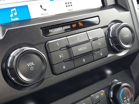 Used 2019 Ford F150 XLT AWD/4WD image 24