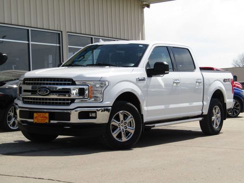 Used 2018 Ford F150 XLT w/ Equipment Group 302A Luxury image 12