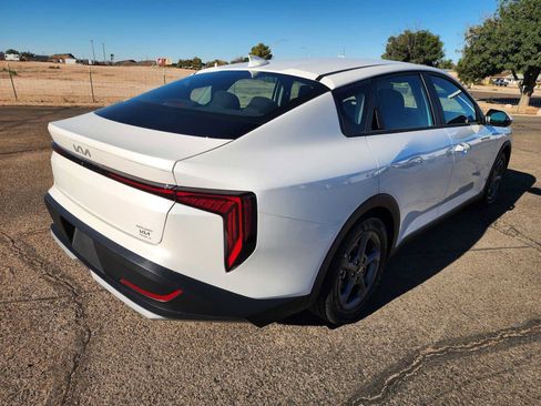 Used 2026 Kia K4 FWD image 5