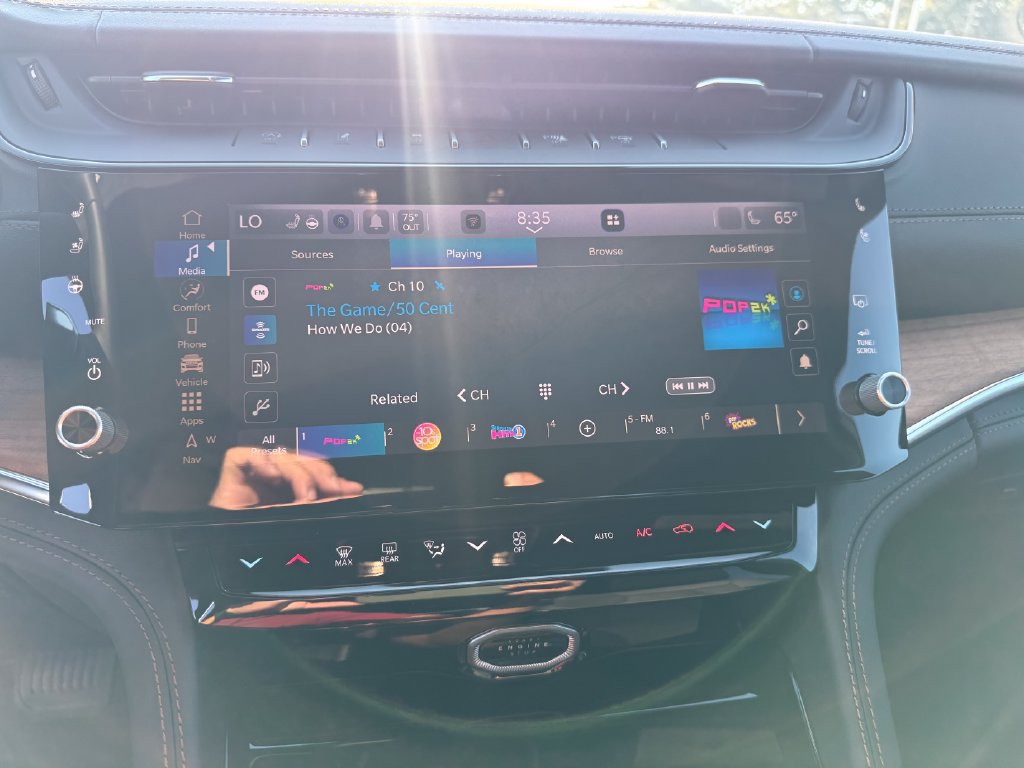 New 2027 Jeep Grand Cherokee Summit AWD/4WD image 11