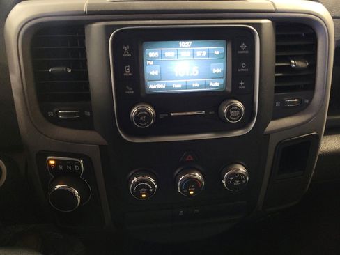 Used 2018 RAM 1500 Express image 25