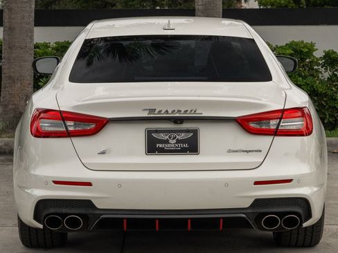 Used 2018 Maserati Quattroporte S GranSport image 8