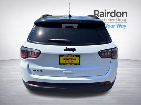 Used 2023 Jeep Compass Latitude AWD/4WD image 6