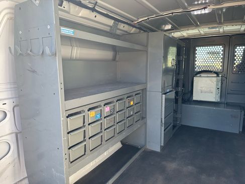 Used 2013 Ford E-250 and Econoline 250 E-250 w/ PWR Group image 19