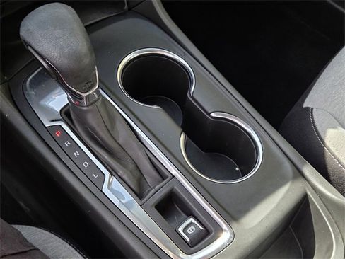 Certified 2023 Chevrolet Equinox LS w/ Driver Confidence II Package image 23