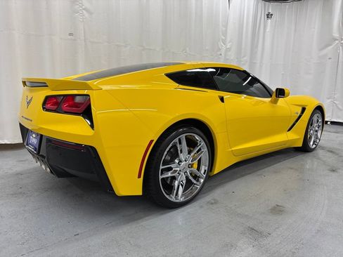 Used 2015 Chevrolet Corvette Stingray Coupe w/ 2LT Preferred Equipment Group image 5