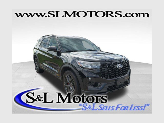 Used 2025 Ford Explorer ST-Line w/ Premium Package AWD/4WD image 1