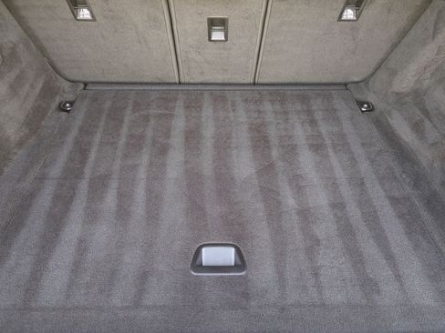 Certified 2025 Land Rover Range Rover Sport Dynamic SE image 36