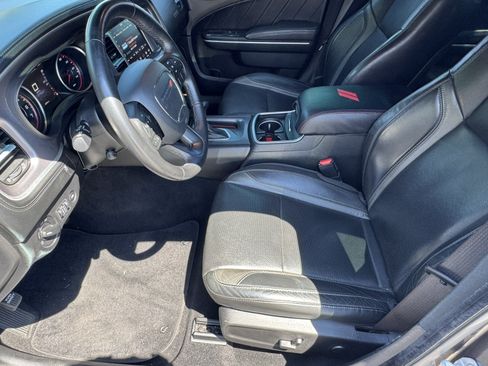 Used 2022 Dodge Charger SXT w/ Plus Group RWD image 9