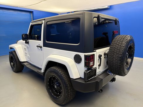 Used 2014 Jeep Wrangler Sport AWD/4WD image 5