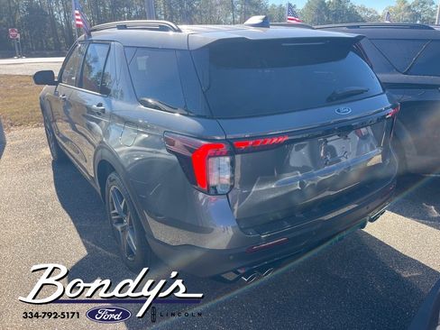 New 2026 Ford Explorer ST image 9