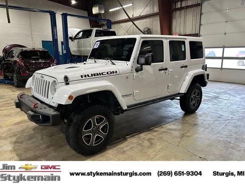 Used 2015 Jeep Wrangler Unlimited Rubicon AWD/4WD image 12
