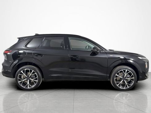 New 2026 Audi Q3 quattro 2.0T AWD/4WD image 7