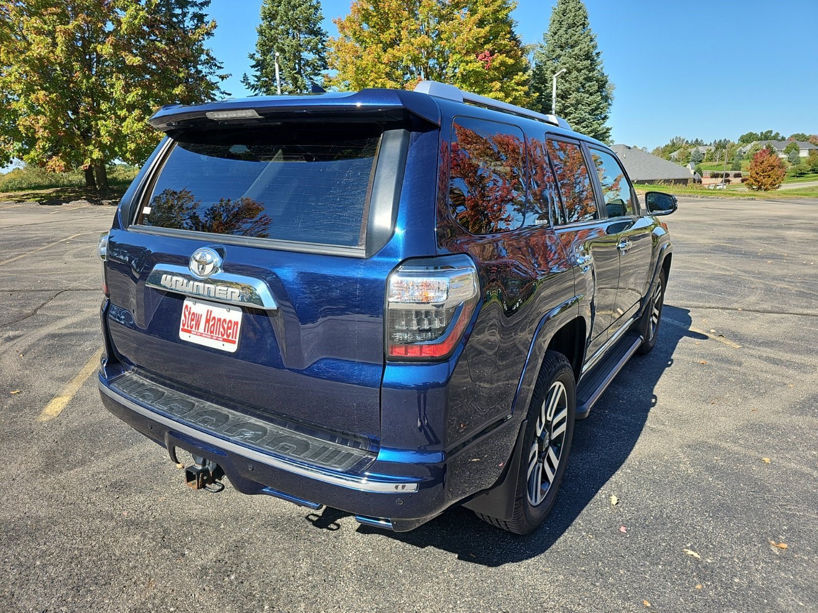Used 2023 Toyota 4Runner Limited AWD/4WD image 6