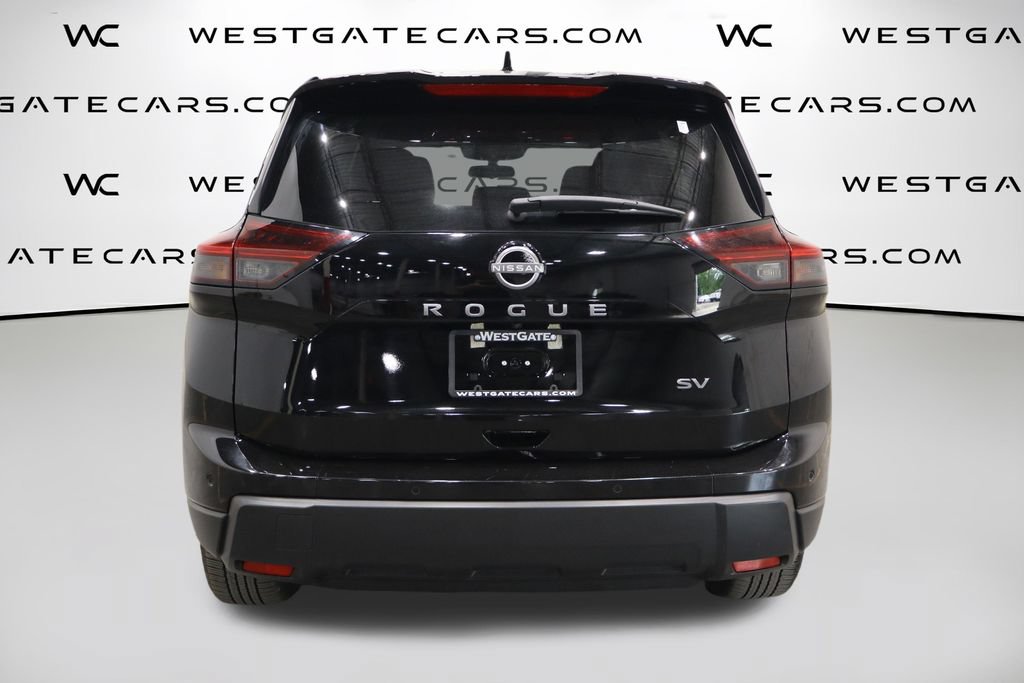 Used 2024 Nissan Rogue SV FWD image 7