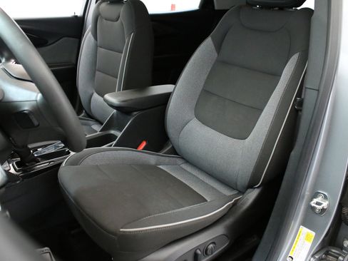 Used 2023 Chevrolet TrailBlazer LT image 41