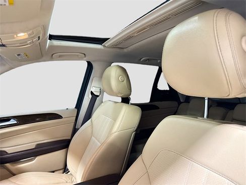 Used 2018 Mercedes-Benz GLE 350 4MATIC image 22