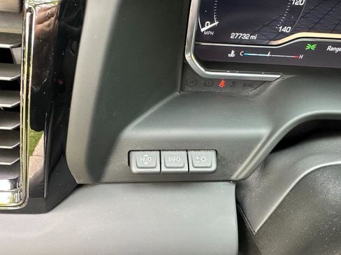 Used 2024 GMC Sierra 2500 AT4 w/ AT4 Premium Plus Package image 36