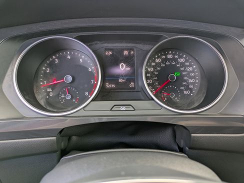 Used 2019 Volkswagen Tiguan SE image 26