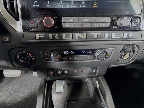 New 2025 Nissan Frontier SV w/ SV Convenience Package image 18